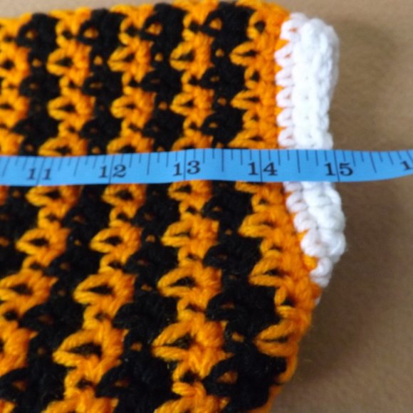 (NWOT) Homemade Pet Sweater - Picture 3 of 9